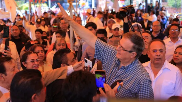 Marcelo Ebrard aplaza su decisión final para el 10 de noviembre