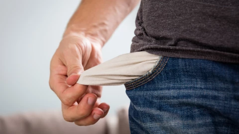 Padres que adeuden pensión alimenticia no podrán salir del país