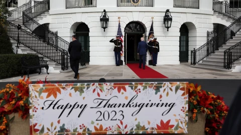 Qué es el Día de Acción de Gracias y cuál es su origen en Estados Unidos?