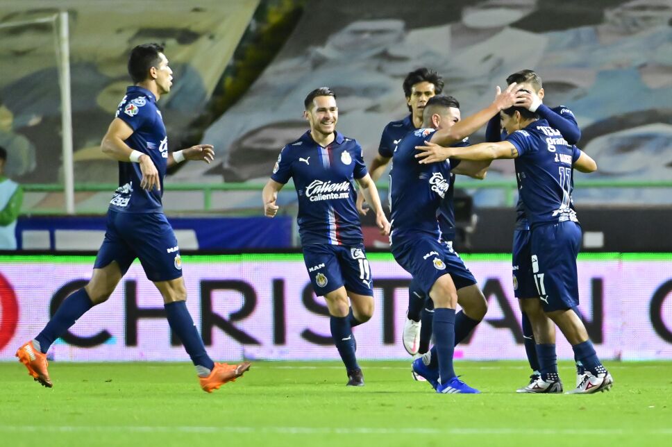 CHIVAS