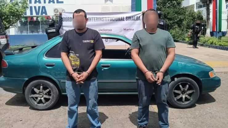 Detienen a hombres con carro robado en Culiacán