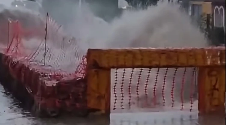Lluvias en Querétaro HOY_ Tormenta deja granizadas, inundaciones y caos vial.jpg