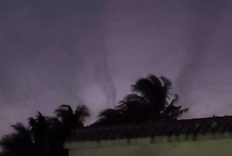 VIDEO_ Aparecen remolinos al sur de Mérid