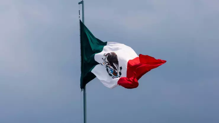 dia de la bandera 2025