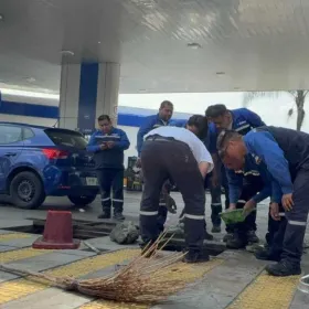Fuga de hidrocarburo en Periférico Sur provoca desalojo en el INE e Inmegen; gasolinera cerrará por meses