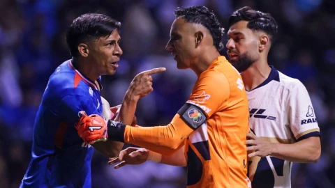 Keylor Navas ante Cruz Azul