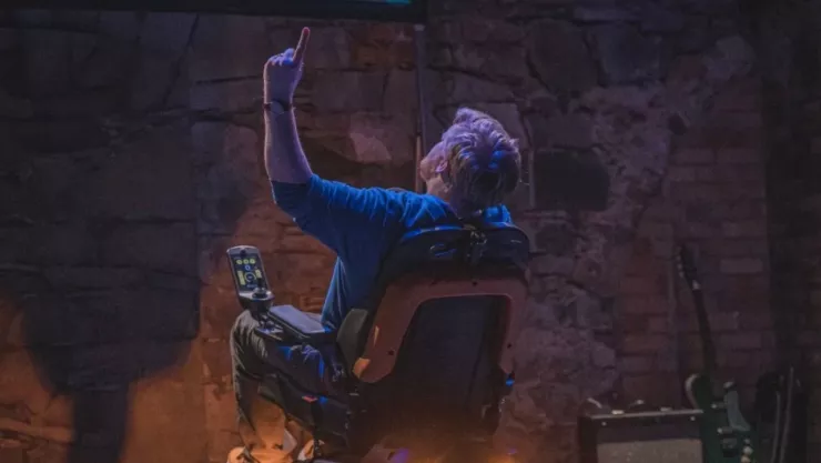 Fallece Michael Patrick; su historia reabre conversación sobre enfermedad neurodegenerativa