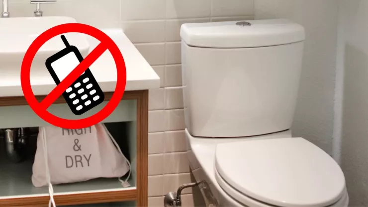 ¿Cuáles son los peligros de utilizar tu celular en el baño?