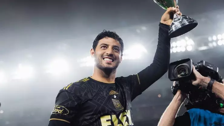 Revelan la condición para que Carlos Vela juegue en México; solo será con este equipo