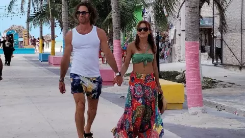 Captan a Angelique Boyer y Sebastián Rulli de PASEO por playas de Yucatán