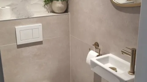 42 ideas para remodelar baños pequeños: se verán más grandes y muy elegantes