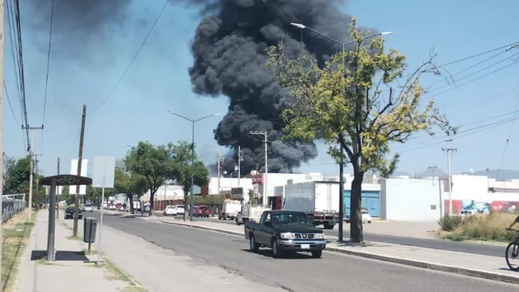 Incendio en calle Río Conchos