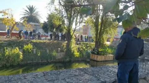 Iztapalapa: Encuentran un cadáver flotando en Canal Nacional, cerca de Taxqueña