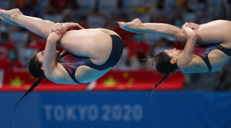 clavadistas-tokyo-2020-medalla.jpg