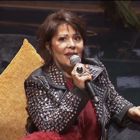 Alejandra Guzmán reacciona a los rumores de que será abuela