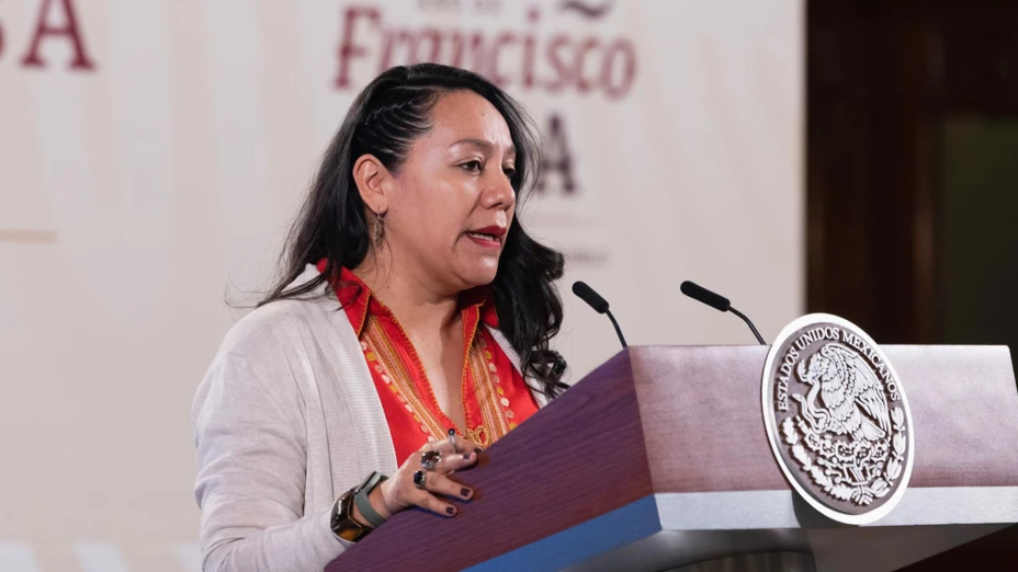 María Luisa Albores González.