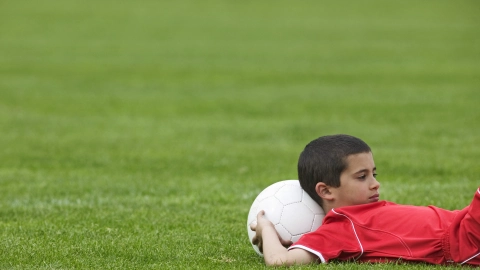 La psicología afirma que cada más temprano el interés por el futbol, más sano es