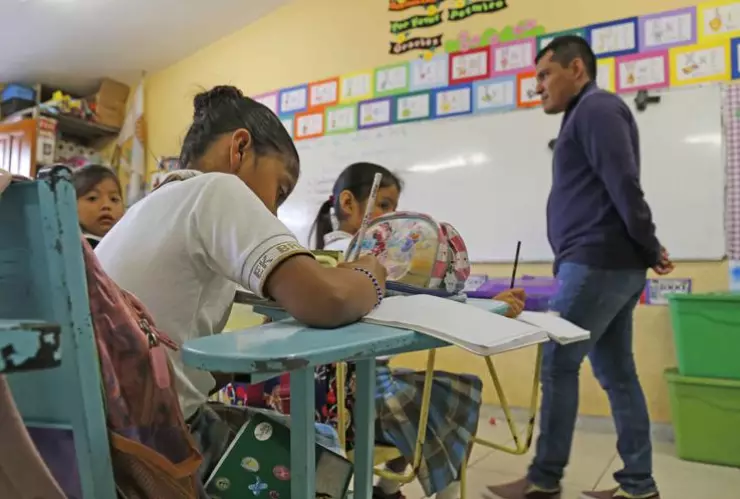 La SEP abre 669 plazas de dirección y 106 de supervisión temporales para planteles de educación básica.