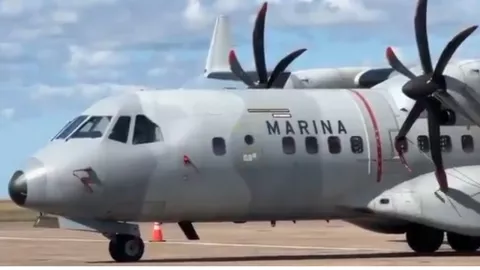 Arriban cuerpos de fallecidos en avión de la Marina, hay dos sobrevivientes
