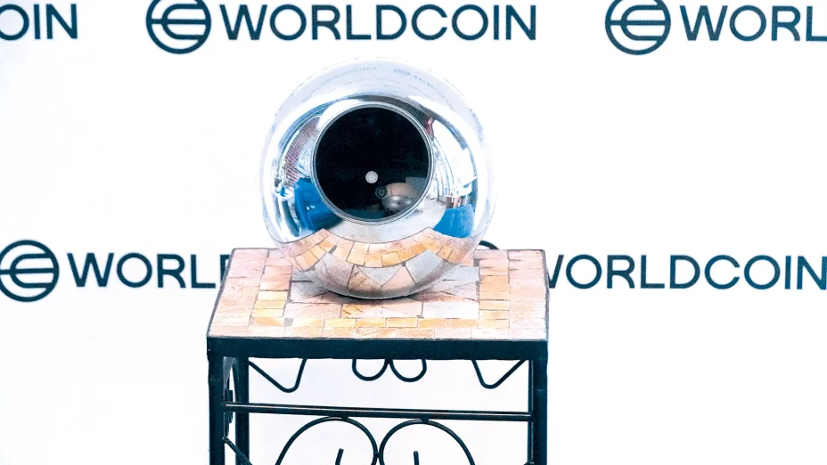 WORLDCOIN-SECNDARIA.jpg