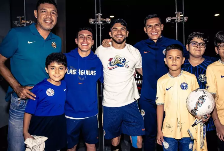 FOTO_ Jugadores del Club América son captados paseando en Mérida