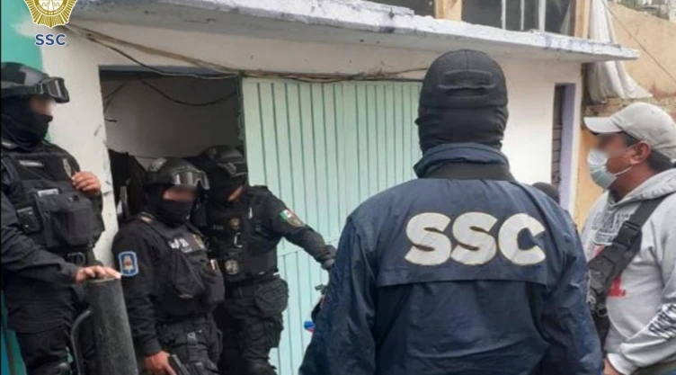 B02V8I CATEO EN ÁLVARO OBREGÓN2.jpeg