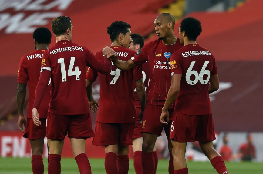 Liverpool goleó al Crystal Palace y está muy cerca de ser campeón