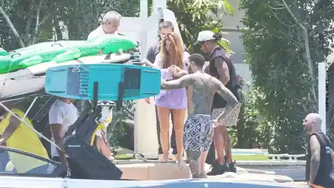 Shakira y Lewis Hamilton en Miami.