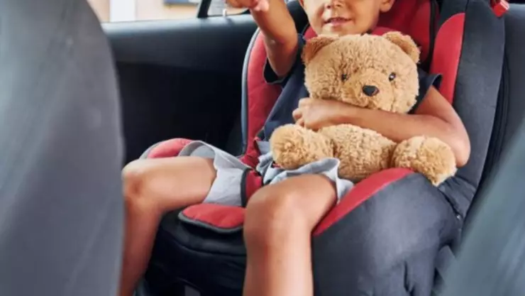 Niño extraviado en Halloween