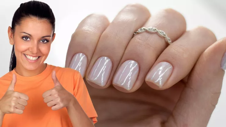 19 ideas de uñas nude con brillos: se ven hermosas en cortas o largas y serás la sensación en Navidad.