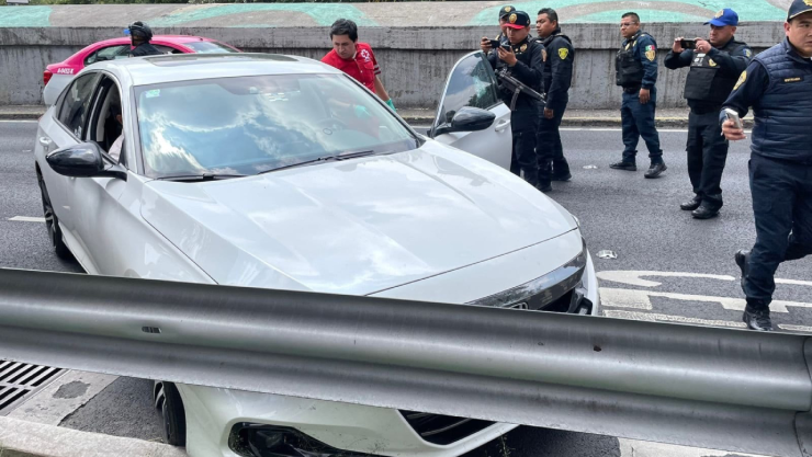 Ejecución en pleno Viaducto: Automovilista es asesinado y le roban 10 mil dólares.