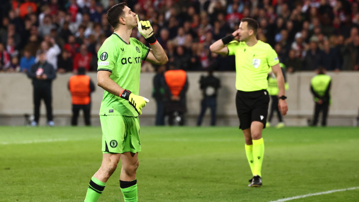 Dibu Martínez, portero del Aston Villa