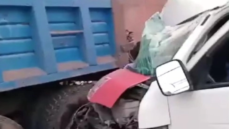 Fatal accidente de camioneta de pasajeros en Tultitlán