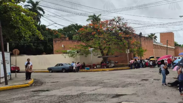 ÚLTIMA HORA_ Reportan cierre de calles en Mérida hoy viernes 21 de junio de 2024