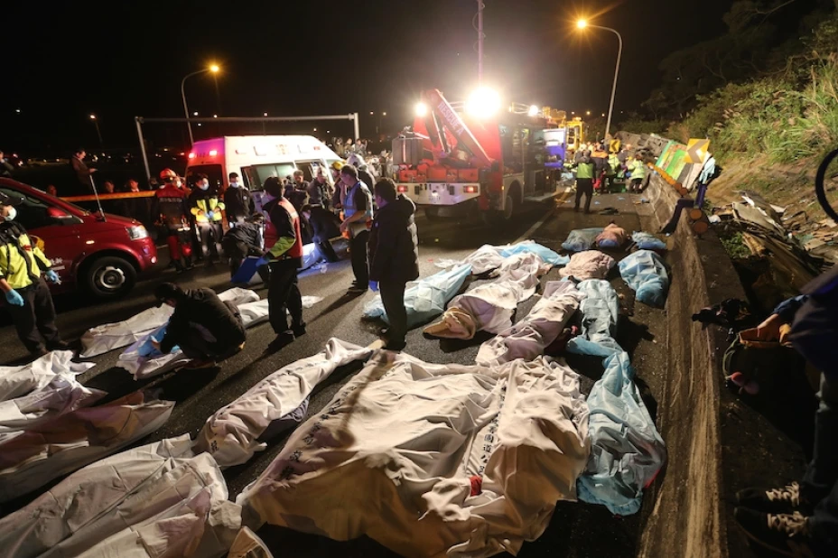 Taiwán, accidente de autobús