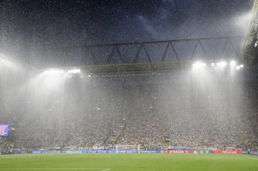 Tormenta eléctrica en partido de Alemania vs Dinamarca.jpg
