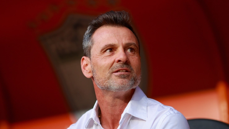 El técnico Diego Cocca en el encuentro ante los Tuzos de Pachuca