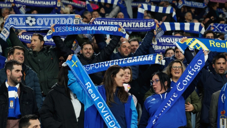 Aficionados del Real Oviedo