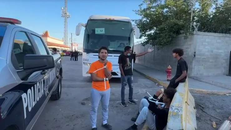 Migrantes deportados a Ciudad Juárez imploran no ser trasladados al sur
