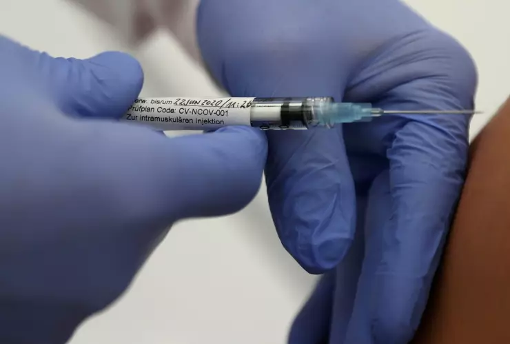 1_millon_de_dolares_vacuna_covid_19