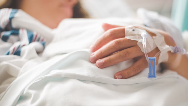 Estudiante que sufría de bullying manda al hospital a sus agresores