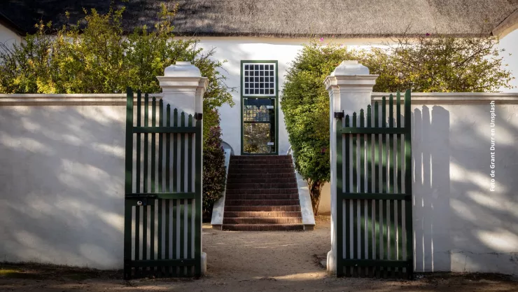 ¿Cómo debe ser la puerta de tu casa, según el Feng Shui?