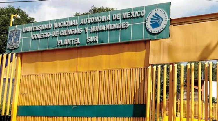 Suspenden clases en el CCH Sur por destrozos en torniquetes
