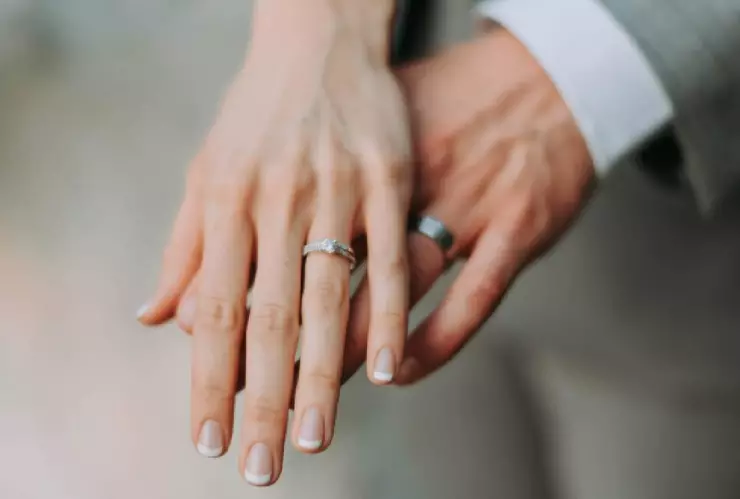 ¿Cómo solicitar ayuda para gastos de matrimonio del IMSS?