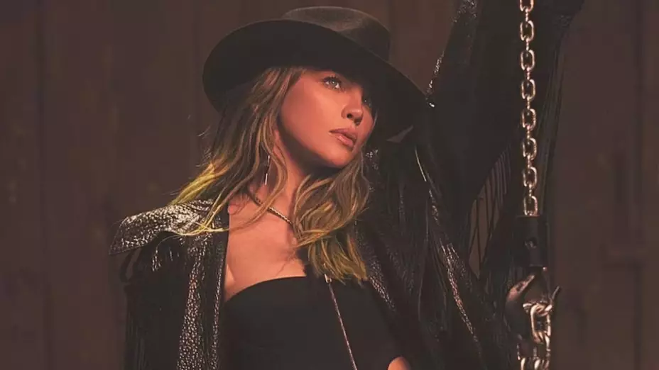 Belinda defendió los corridos tumbados