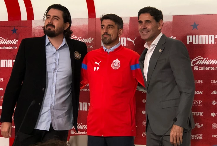 Veljko Paunović es presentado como DT de Chivas