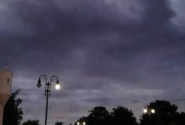 Hora EXACTA en que caerán las lluvias hoy en Yucatán por el frente frío 21