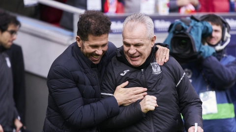JAVIER AGUIRRE