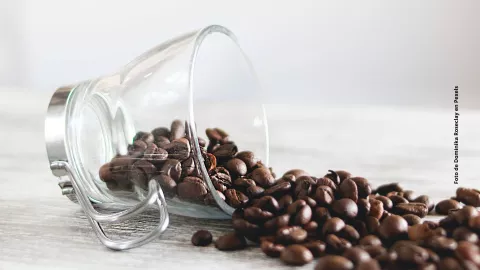 Conoce la manera m&aacute;s saludable de endulzar el caf&eacute;