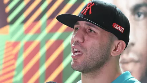 Canelo Álvarez y Avni Yildirim box azteca 